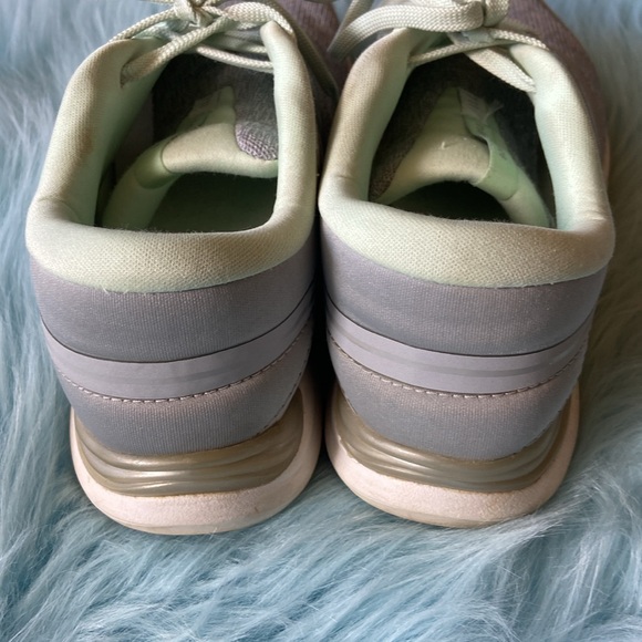 NEW BALANCE 711 SNEAKERS Size 8 Womans - Picture 4 of 10